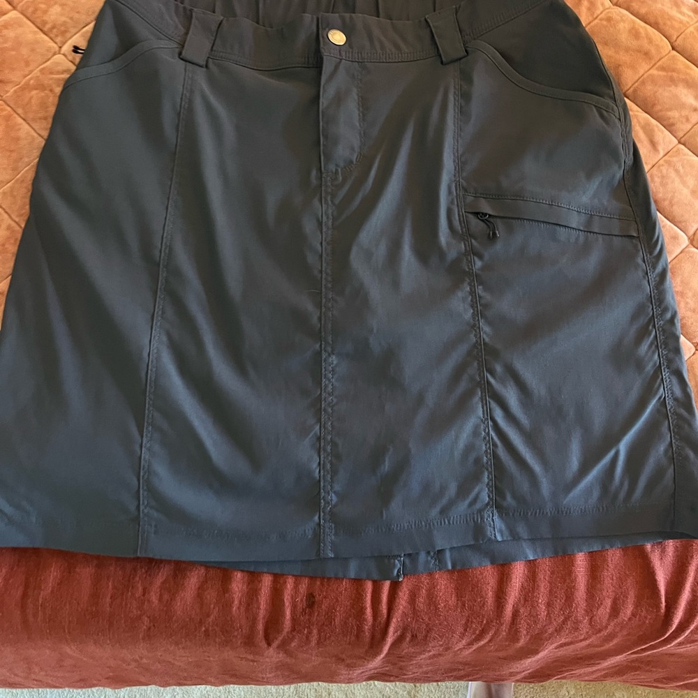 Duluth Trading Dry on the Fly Skort